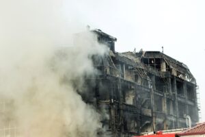 Salumificio devastato dal rogo